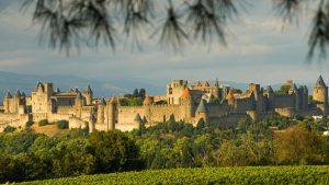 Carcassonne : pourquoi cette ville est une destination touristique majeure ?