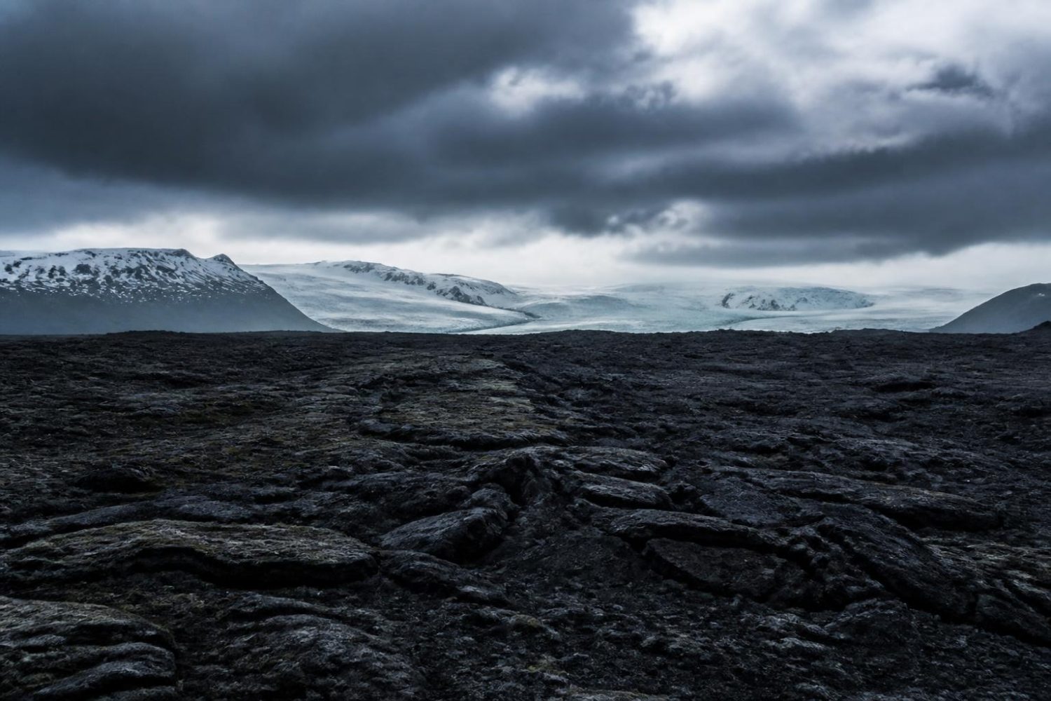 découvrez la densité de population en islande : nombre d'habitants par kilomètre carré, chiffres clés et analyse détaillée.