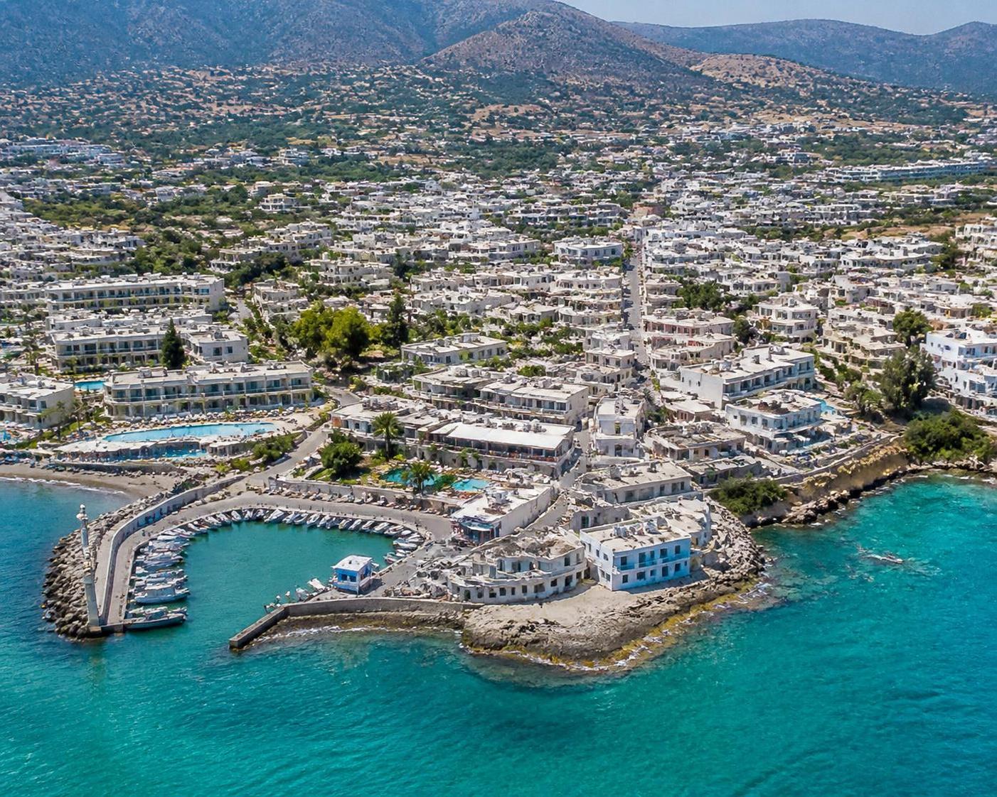 découvrez hersonissou en crète : sa localisation idéale, les activités variées à faire et les attractions touristiques incontournables pour un séjour inoubliable.