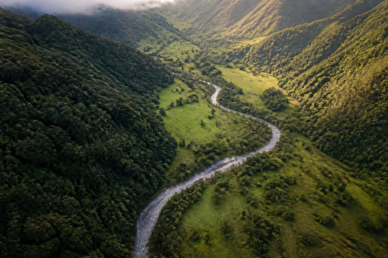 découvrez le río irquis en équateur : sa localisation précise, ses caractéristiques géographiques, son environnement naturel et son importance régionale.